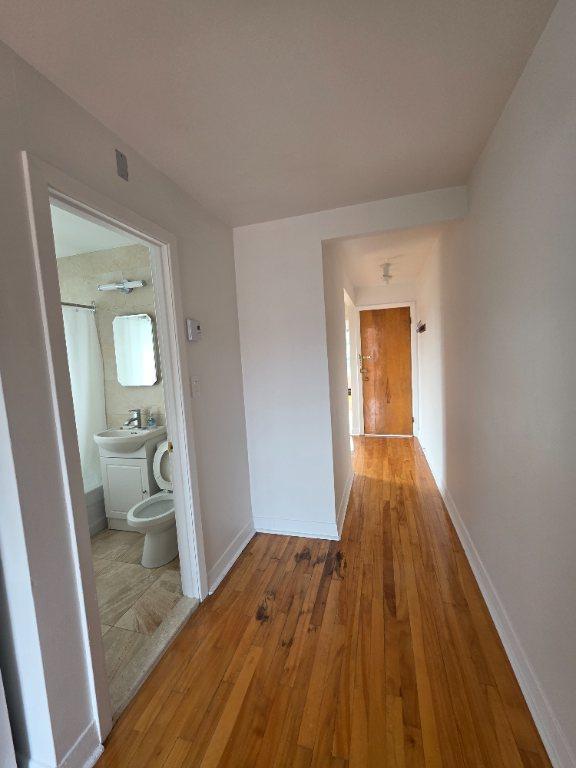 Charmant ensoleillee / Bright Sunny 3 1/2