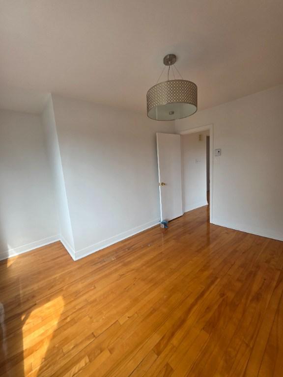 Charmant ensoleillee / Bright Sunny 3 1/2