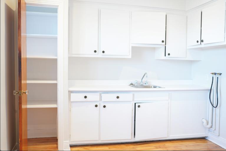 1 CH - 1 SDB - Montréal - $1,100 /mo