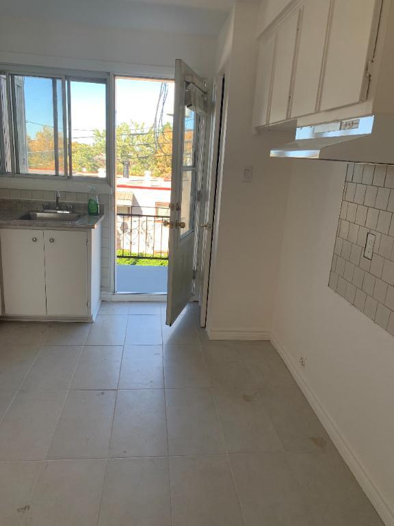 🏡 Grand 4 ½ lumineux à louer – 9305, 24e Avenue (3e étage) – 1 200 $/mois