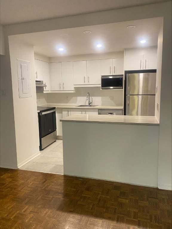 Vue imprenable & Prestige - Luxueux 5 ½ avec 2 BALCONS à Côte-des-Neiges - Piscine & Gym