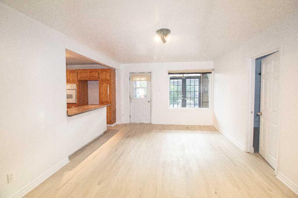 5 1/2 + sous-sol à louer à Trois-Rivières