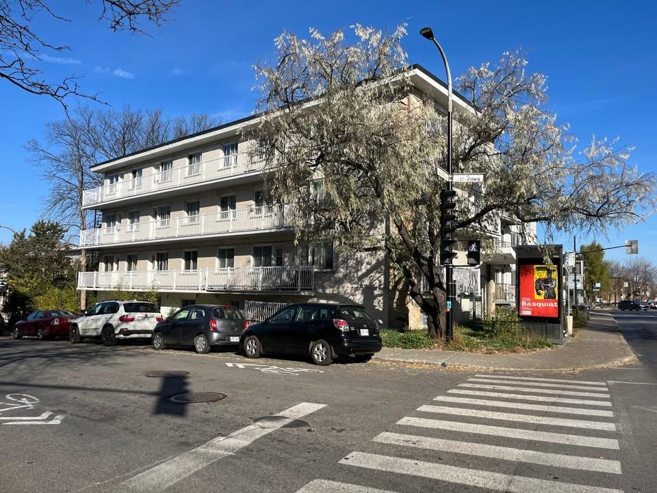 Charmant appartement à louer à Ahuntsic — 2055 Henri-Bourassa Est