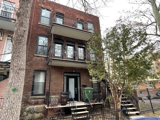 HOMA 3 1/2 complètement rénové à neuf!