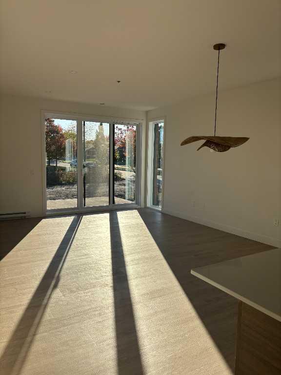 IMMEUBLE 55 ans et plus - 4 1/2 STATIONNEMENT INTÉRIEUR - ASCENSEUR