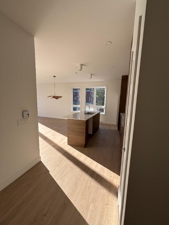 IMMEUBLE 55 ans et plus - 4 1/2 STATIONNEMENT INTÉRIEUR - ASCENSEUR