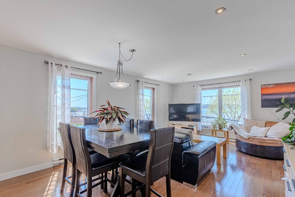 4 1/2 Condo Bord de l'eau Levis