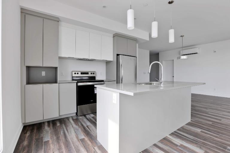 2 CH - 1 SDB - Gatineau - $1,950 /mo