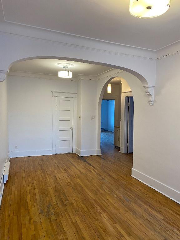 Logement 6 1/2 métro Cadillac