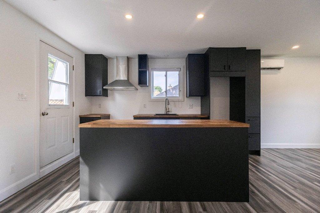 Appartement 5 1/2 à louer à St-rédempteur