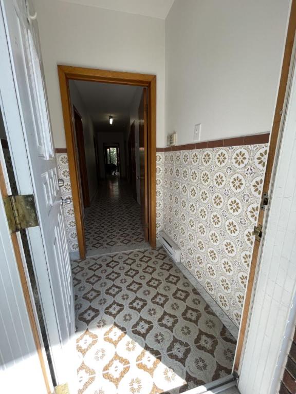 8 1/2 - Montréal (Parc-Extension) - 2 650 $/mois