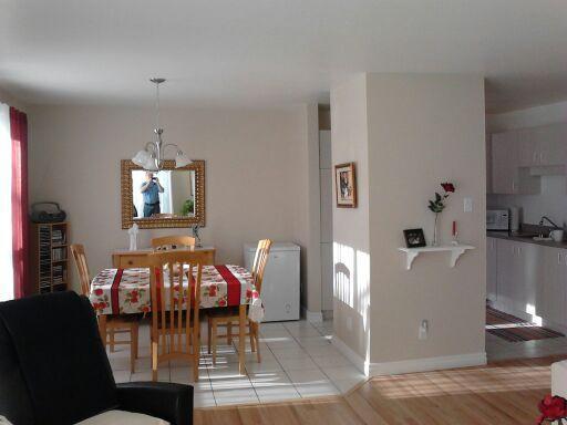 4 1/2 à partir du 1er novembre 2025, 3e étage, ascenseur piscine quiétude