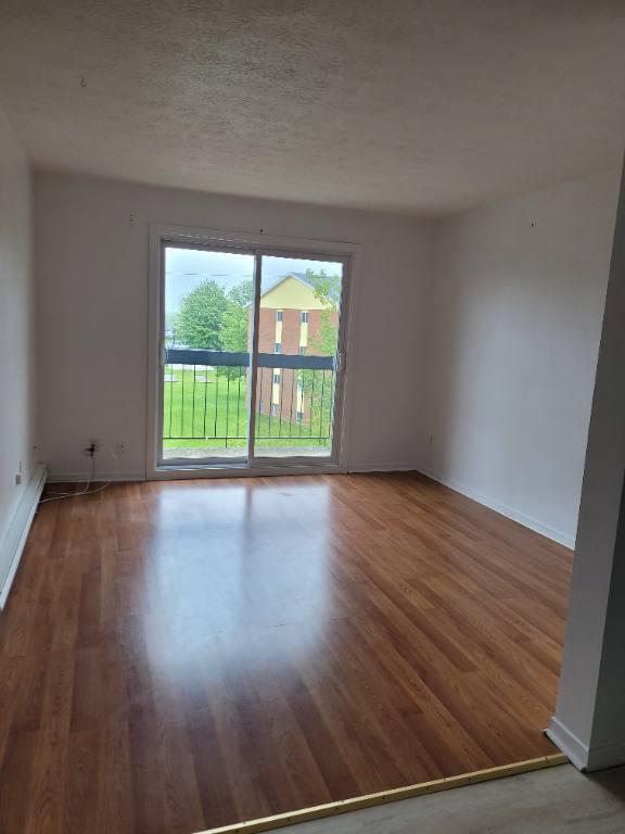 JANVIER 31/2 TOUS INCLUS SECTEUR UNIVERSITÉ MONT BELLEVUE