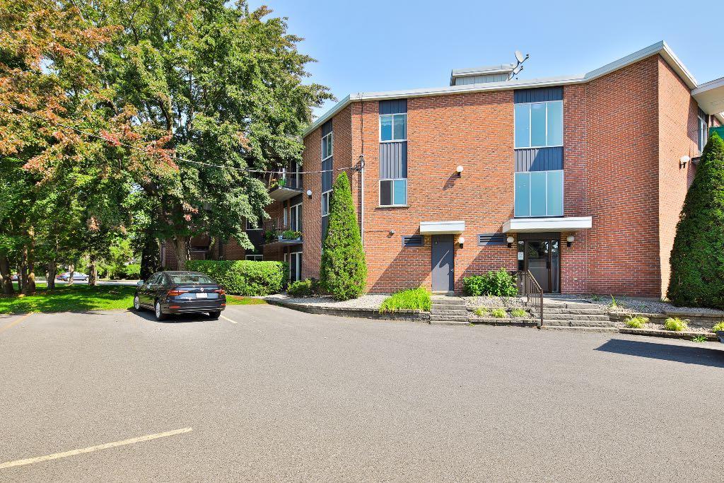 4 1/2 Saint-Bruno-de-Montarville Disponible MAINTENANT