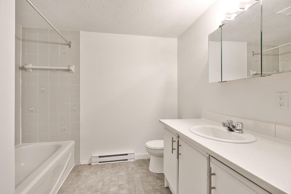 4 1/2 Saint-Bruno-de-Montarville Disponible MAINTENANT