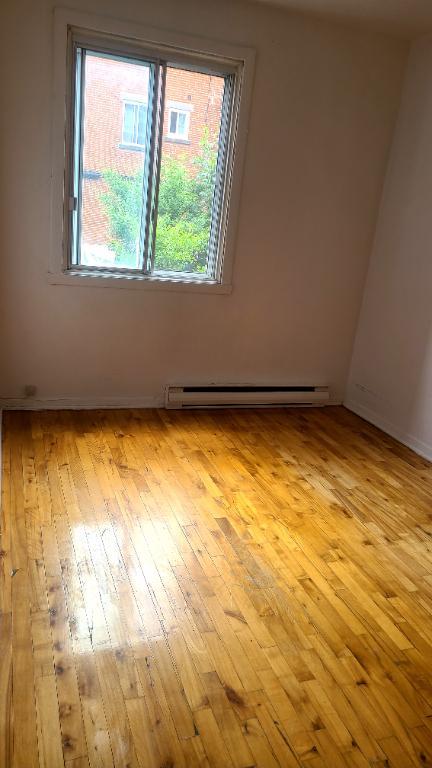 Beau 4 1/2 - Saint-Michel