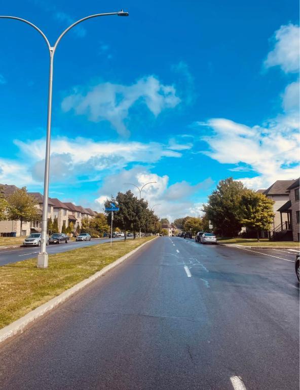 Beau 4 ½ à 100e ave, Chomedey, style condo