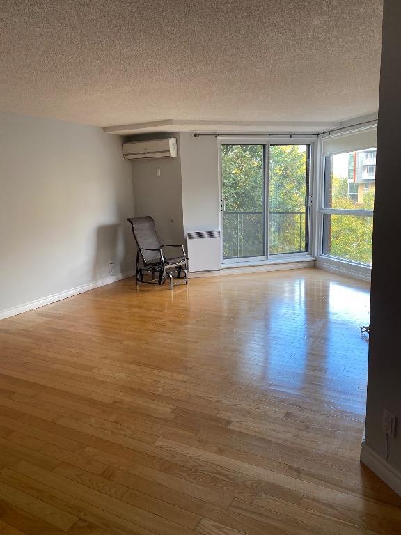 CONDO 4 1/2 À LOUER