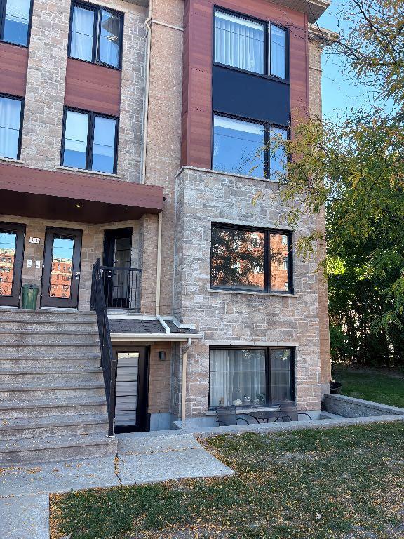 Condo à louer / condo to rent