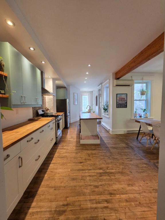 Magnifique appartement 2 chambres et 2 salles de bain Villeray