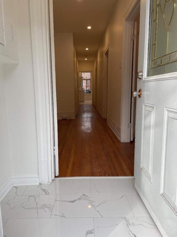 2 CH - 1 SDB - Montréal - $1,795 /mo