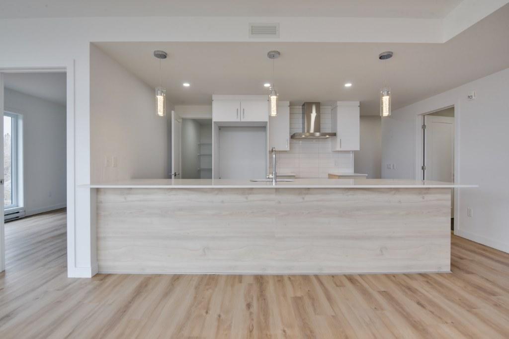 Condo 4.5 disponible 1er decembre