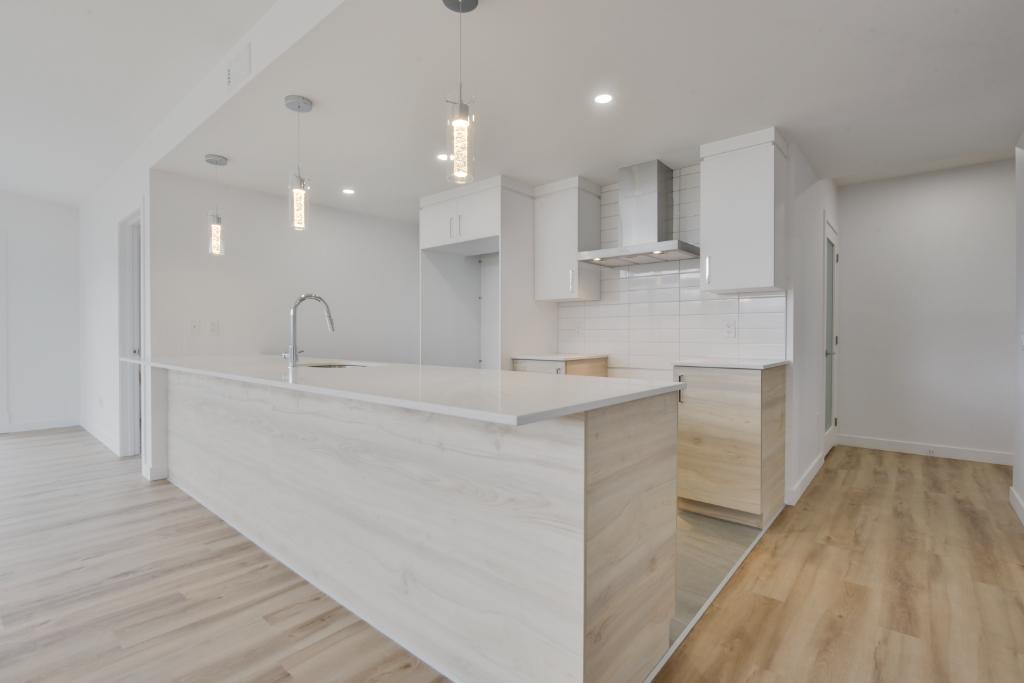 Condo 4.5 disponible 1er decembre