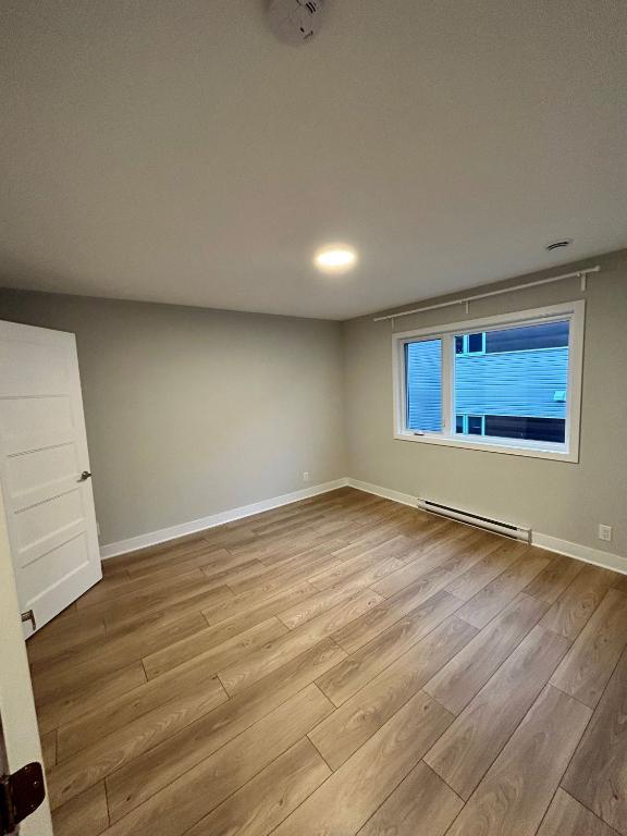 Magnifique condo 5 ½ SEMI-MEUBLÉ (5 électros) à Granby