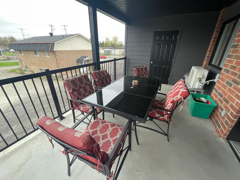 4 1/2 À LOUER (BROMPTON)