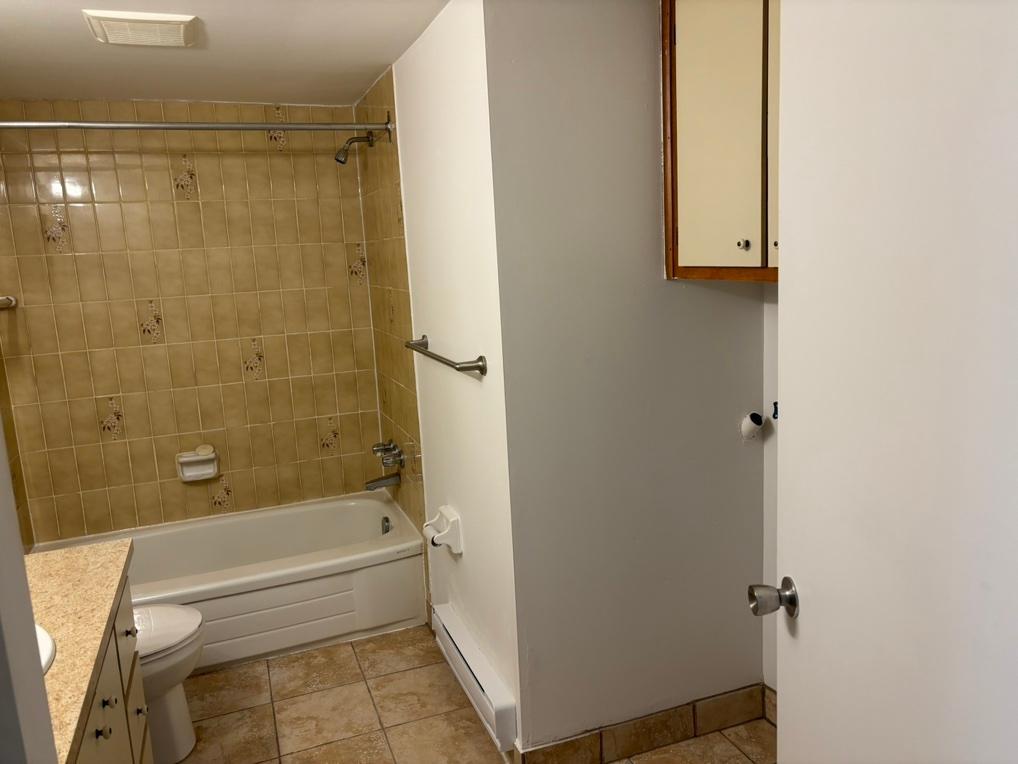 Beau 41/2 à Laval 5 minutes du métro