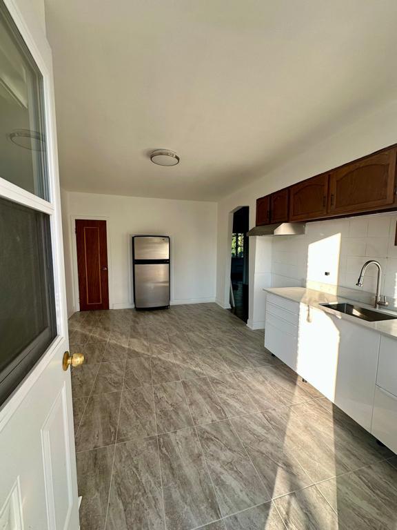 BEAU 5 ½ RÉNOVÉ & LUMINEUX