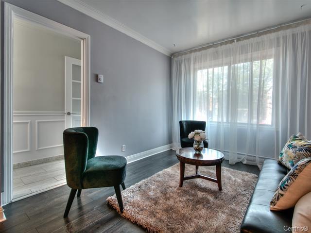 Beau 8 1/2 rénové proche métro Fabre