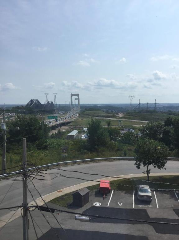 2 CH - 1 SDB - Québec - $1,067 /mo