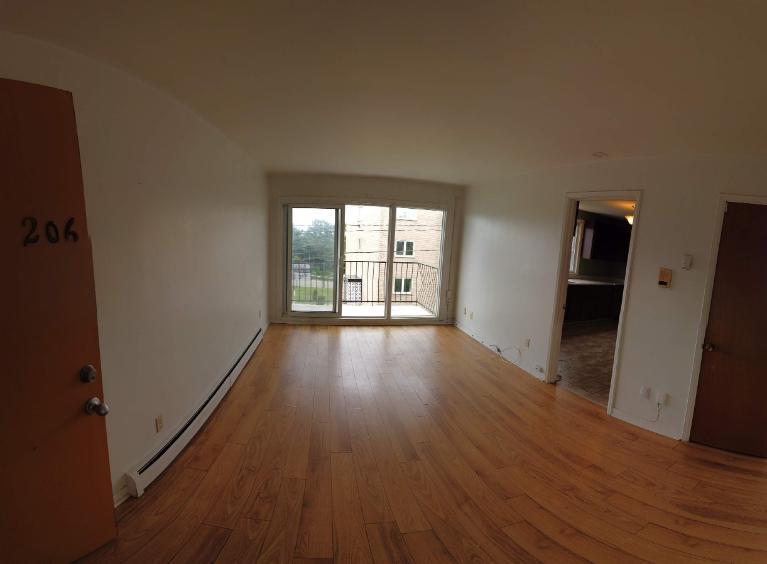 2 CH - 1 SDB - Québec - $1,067 /mo