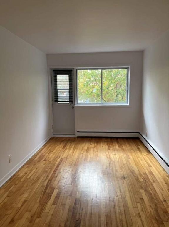 2 CH - 1 SDB - Montréal - $1,295 /mo