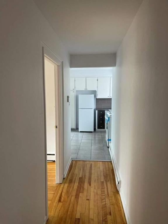 2 CH - 1 SDB - Montréal - $1,295 /mo