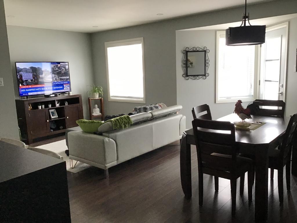 5 1/2 moderne - rez de chaussée