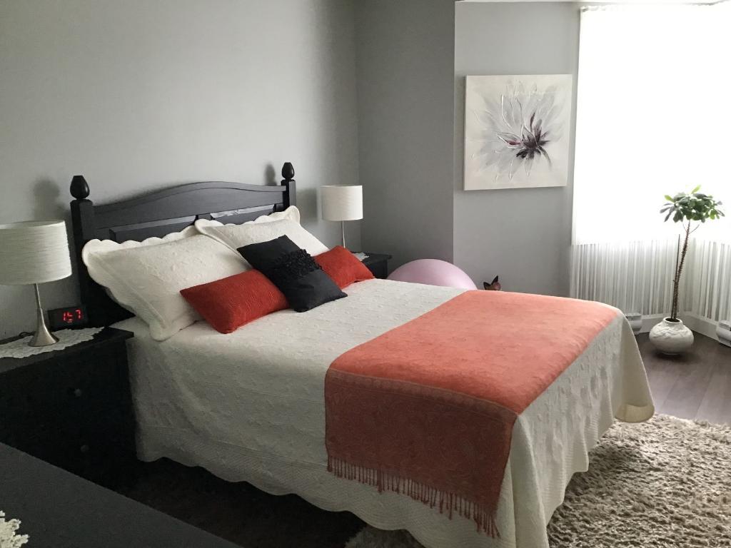 5 1/2 moderne - rez de chaussée