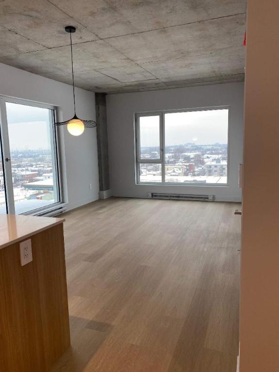 2 CH - 1 SDB - Montreal - $2,205 /mo
