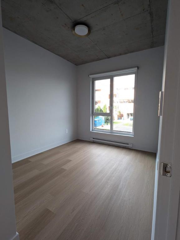 2 CH - 1 SDB - Montreal - $2,095 /mo