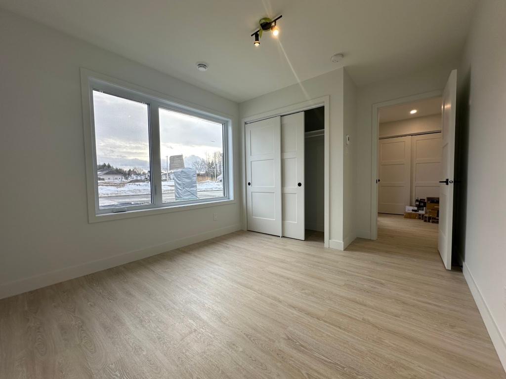 Maison jumelé 5 1/2 a louer