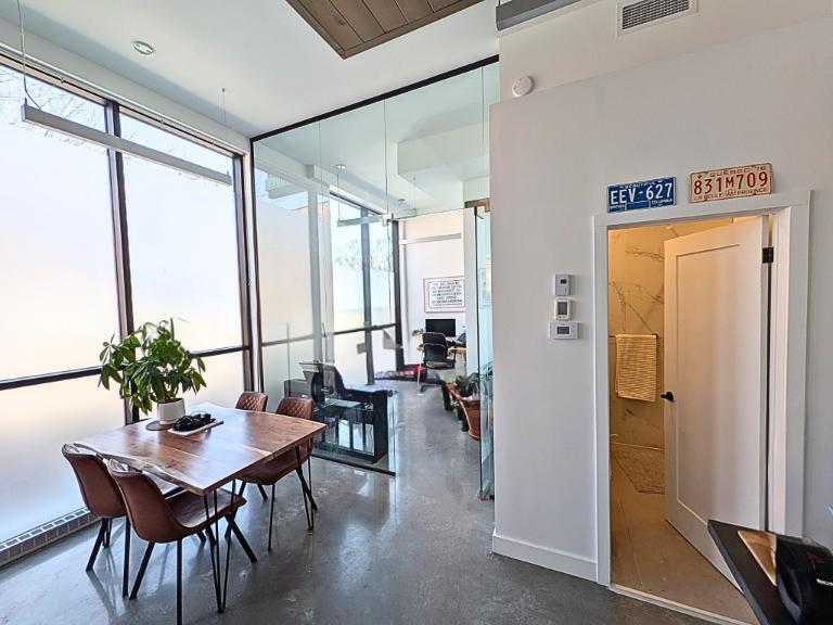 2 CH - 1 SDB - Montréal - $2,095 /mo