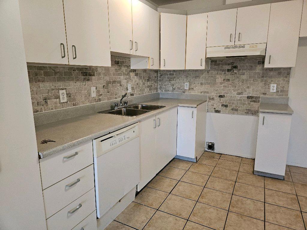 Grand 5 1/2 à louer