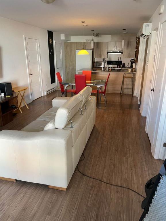 CONDO 4.5 - cession bail - URGENT