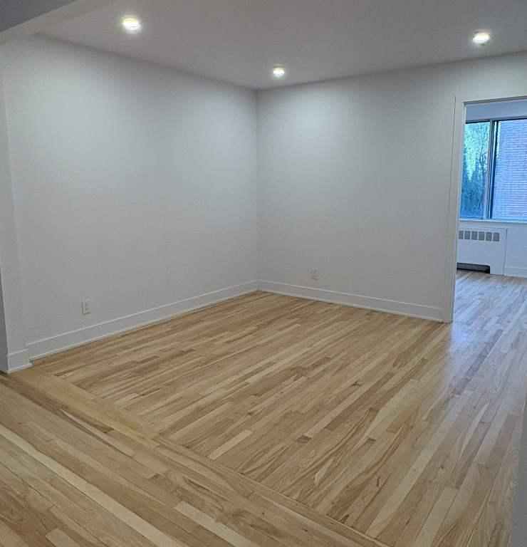 Newly Renovated Two Bedroom Apartment for Rent!