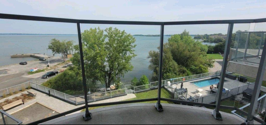 LOGEMENT 3½ BORD DU FLEUVE