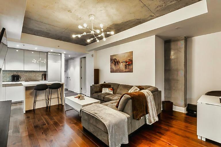 3 1/2 - Montréal - 2 150 $/mois