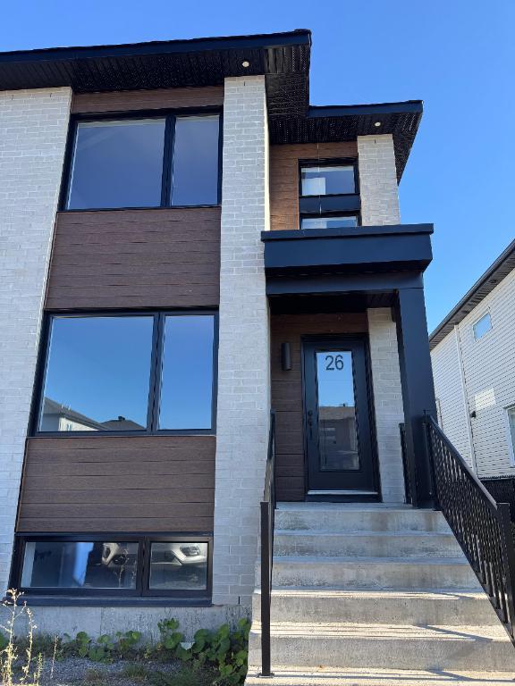 Magnifique Maison à louer neuve - La Chute