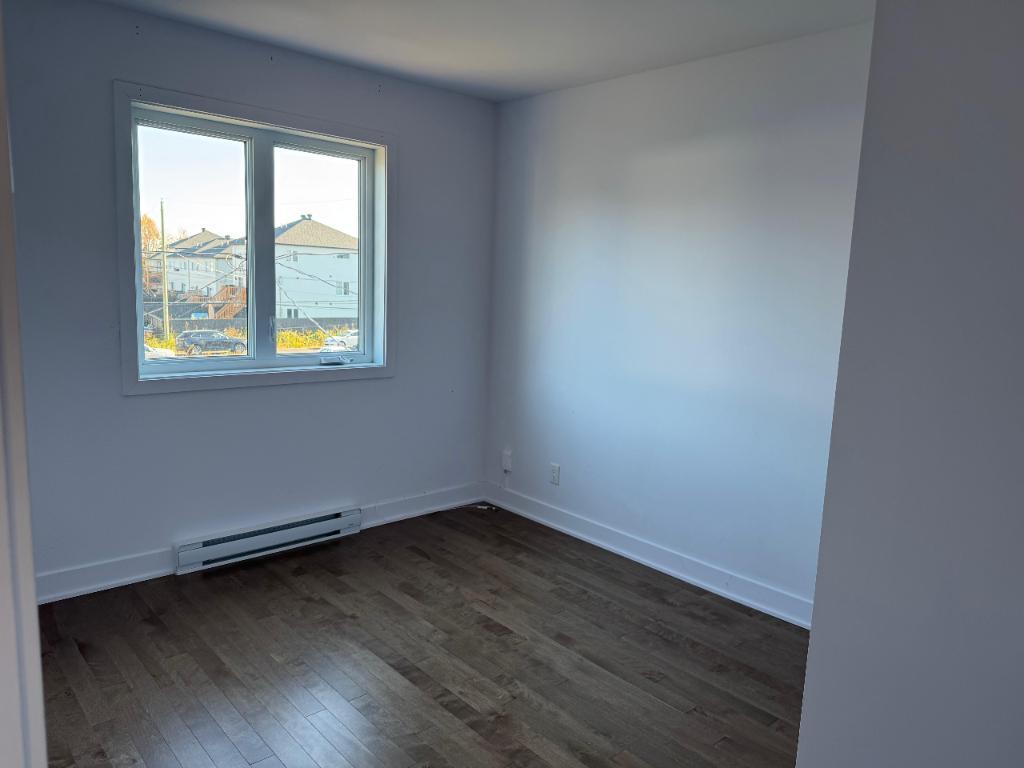 Magnifique Maison à louer neuve - La Chute