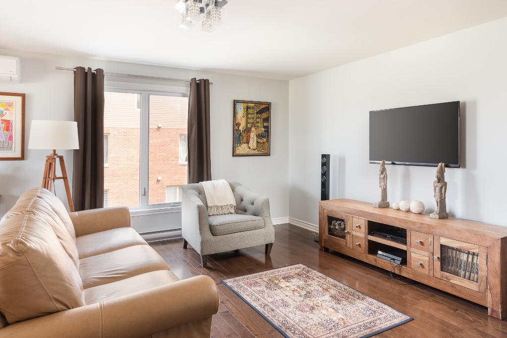 BROSSARD SECTEUR DIX30 CONDO 5 1/2+GARAGE+PISCINE